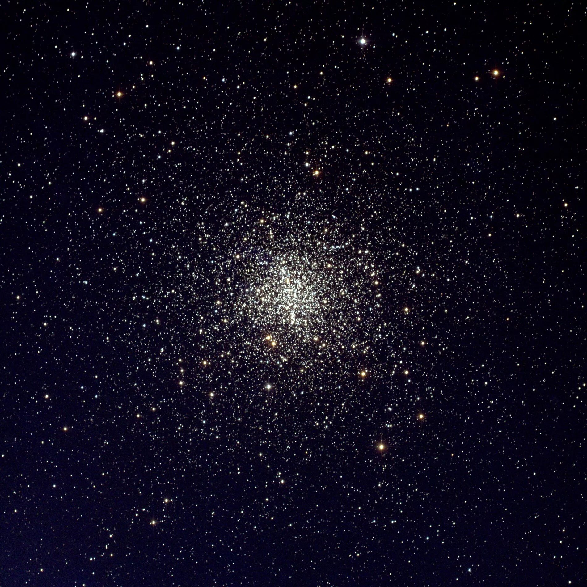 Шаровое скопление Мессье 80. Шаровое Звёздное скопление m 4 (NGC 6121) M 4. Звезды. Звездное небо.