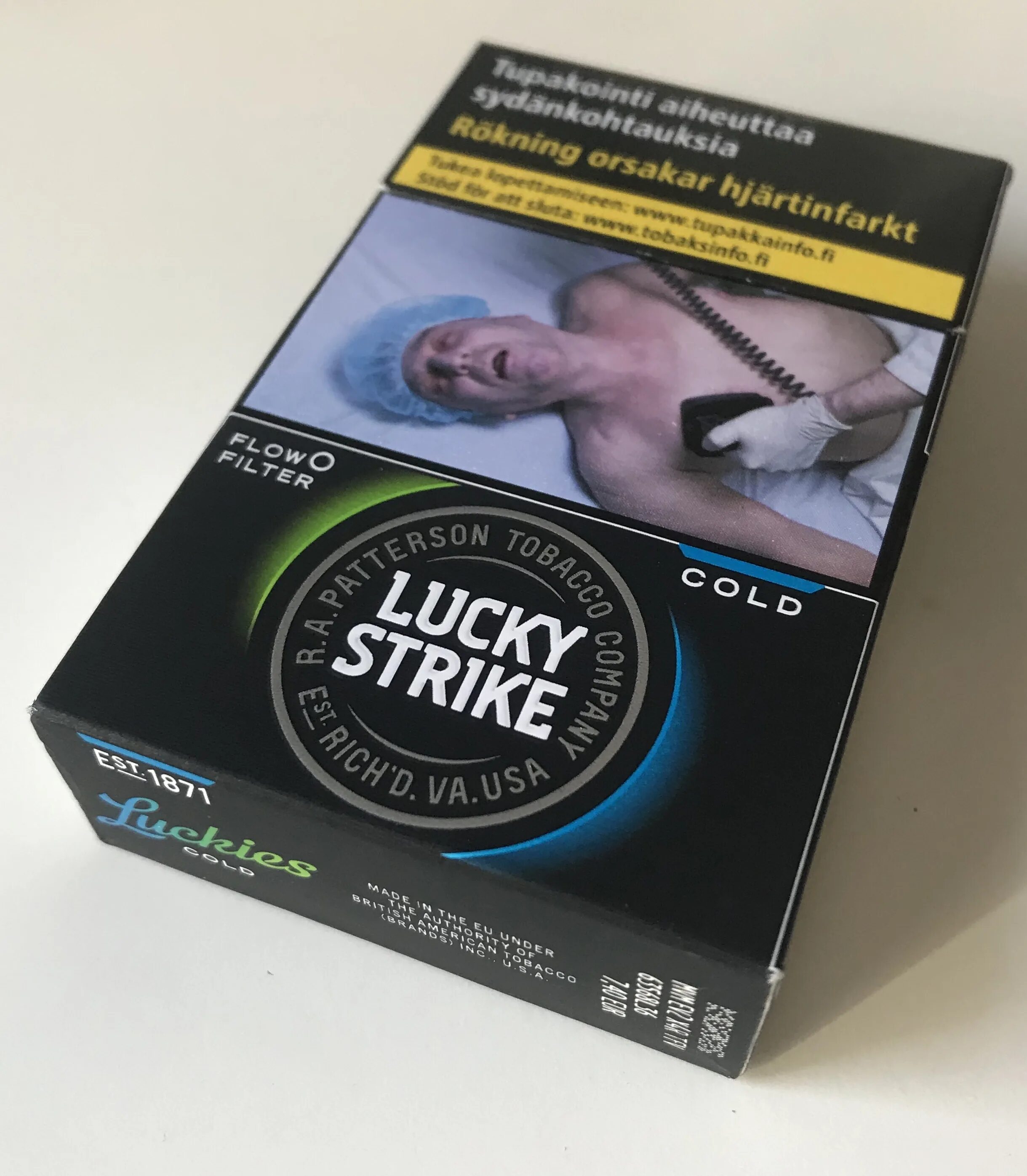 Lucky flow. Лаки страйк компакт с кнопкой. лаки страйк компакт белый. lucky strike сигареты. lucky strike сигареты с капсулой вкусы.