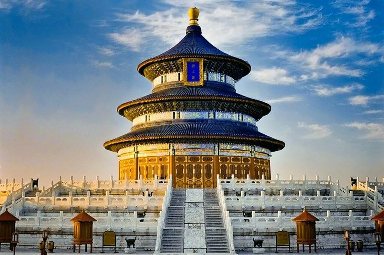 Temple of heaven. Храм неба (Тяньтань). Китай храм неба в Пекине. Храм Ваньфогэ. Пекин. Буддийский храм в Китае храм неба.