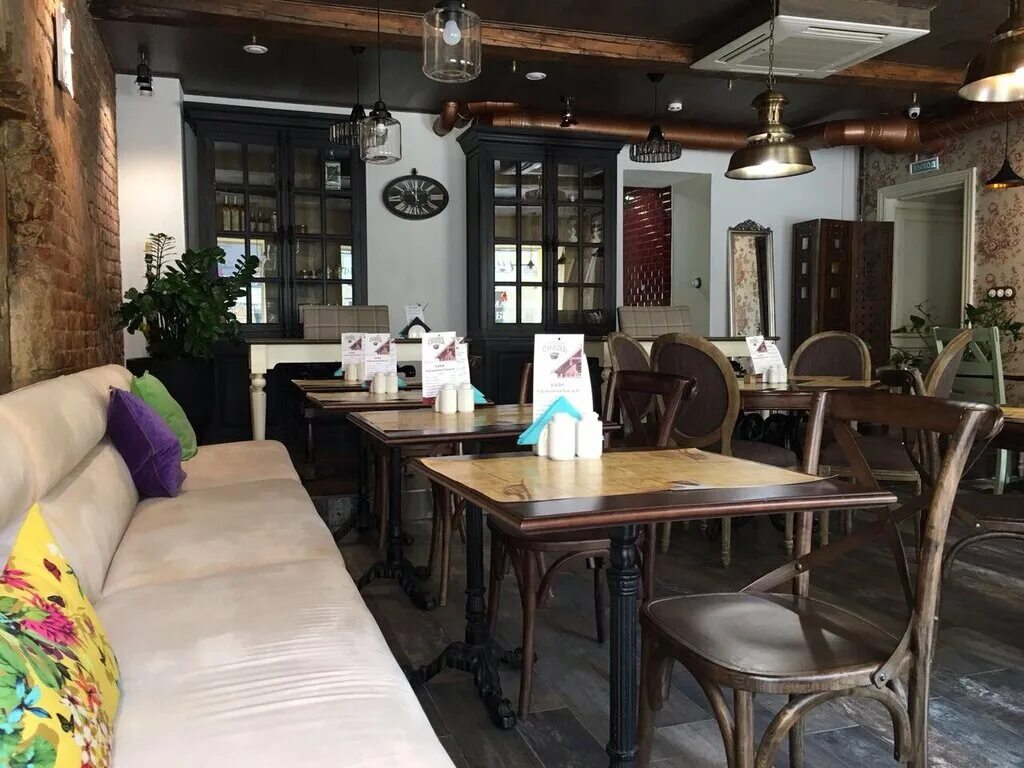 ресторан снеди феди. домашние кафе москвы. домашние кафе москвы. вареничная кафе на павелецкой. цдл дом литераторов ресторан.