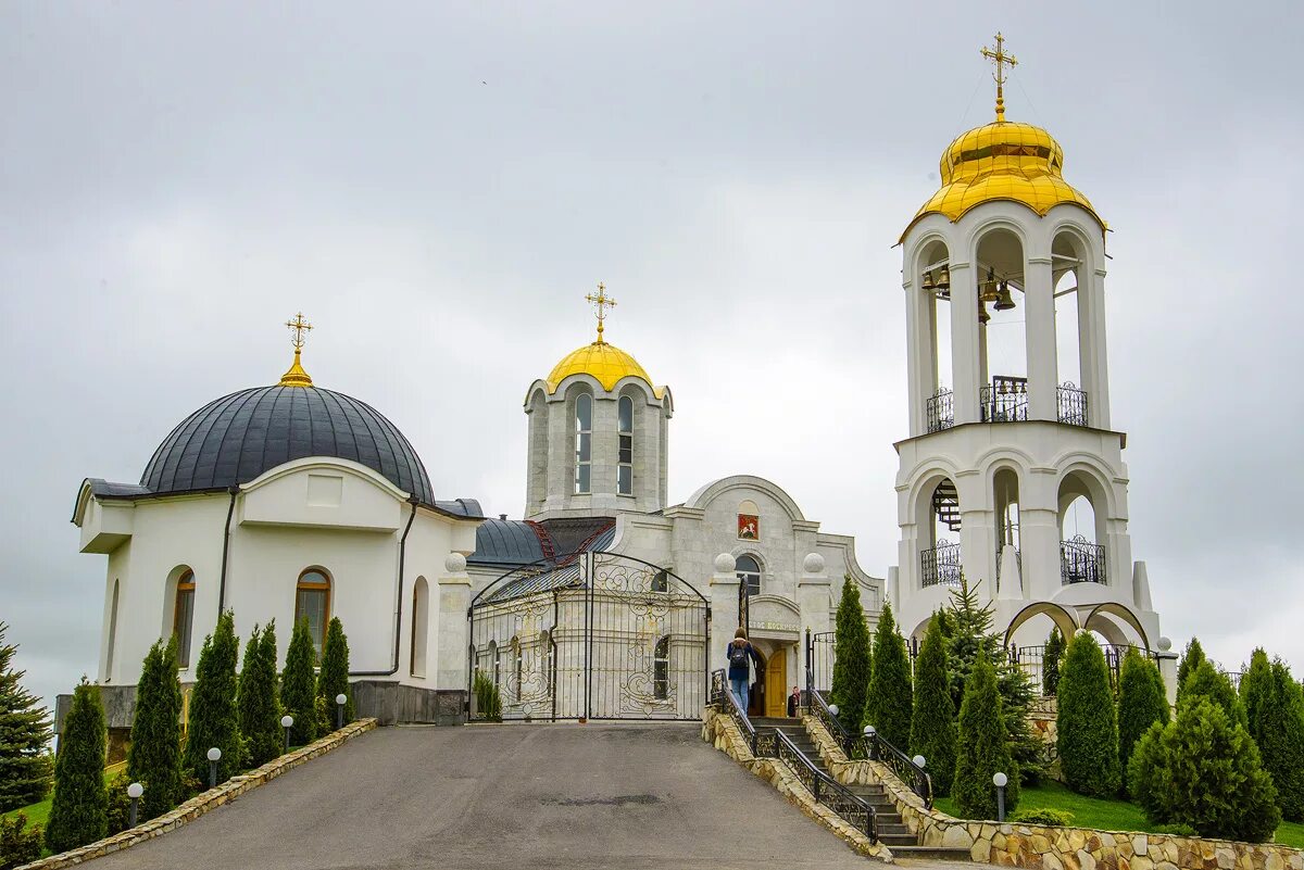 Сайт свято георгиевского. Свято-Георгиевский женский монастырь Ессентуки. Свято-Георгиевский женский монастырь Кисловодск. Свято-Георгиевский монастырь Пятигорск.