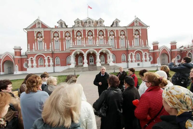 Путевой дворец билеты. Петровский путевой дворец экскурсии. Петровский дворец в Москве экскурсии. Петровский путевой дворец экскурсии билет.