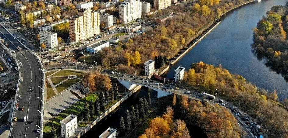 Подслушанная пойма. Москва Мневниковская Пойма. Реновация Мневниковская Пойма. СЗАО Москвы парки. Застройка Мневниковской Поймы.