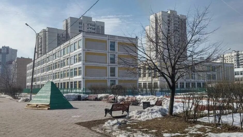 Л. Садик 1359. Школа № 1359 имени авиаконструктора м. Школа № 1359 им. Школа 1359 жулебино.