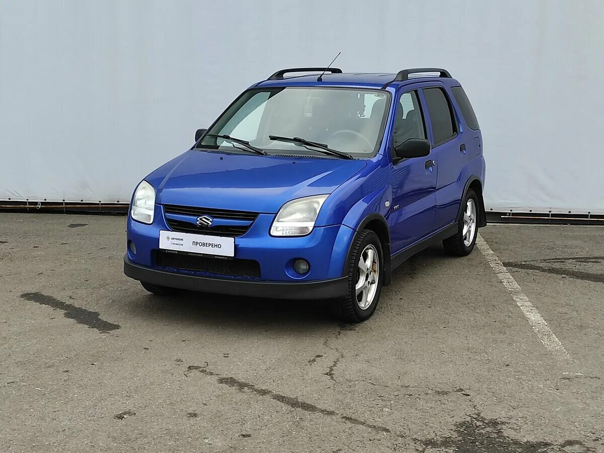 Сузуки игнис 2007. Suzuki Ignis 2007. Сузуки Игнис 2007 года. Suzuki Ignis 2007 салон. Suzuki Ignis 2007 подлокотник.