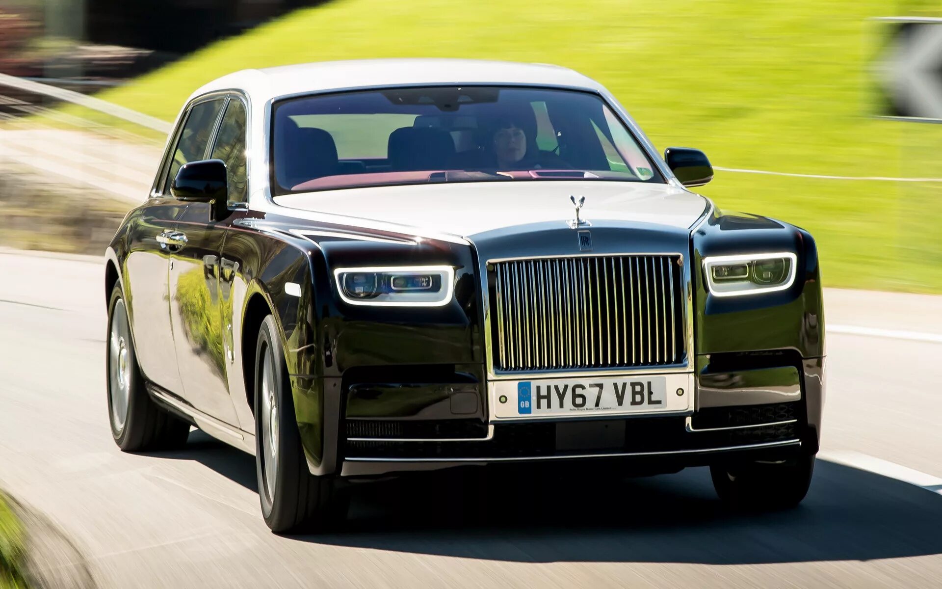 Роллс ройс страна. Роллс Ройс Фантом. Rolls Royce Phantom 8. Rolls-Royce Phantom 6.8 EWB. Rolls Royce Phantom 8 EWB.