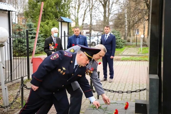 Ветеран органов внутренних дел мвд россии. День ветеранов ВВ И МВД. День ветеранов внутренних дел. День ветеранов ОВД. Сотрудники Клинцовского МВД.