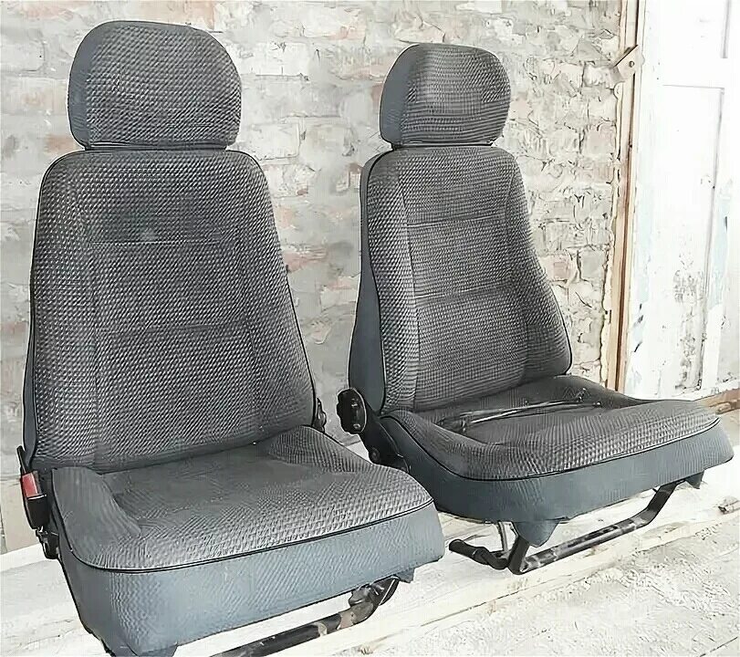 Купить сиденье переднее бу. Сиденья 2109 в УАЗ. Передние сиденья ВАЗ 2105. Передние сиденья ВАЗ 2109. Водительское сиденье ВАЗ 2109.