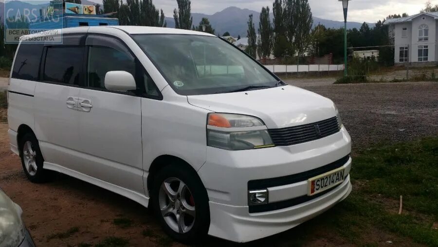 Toyota Voxy 2003. Минивэн Тойота Вокси 2005. Минивэн Voxy 2003. Toyota Voxy, 2003 г..