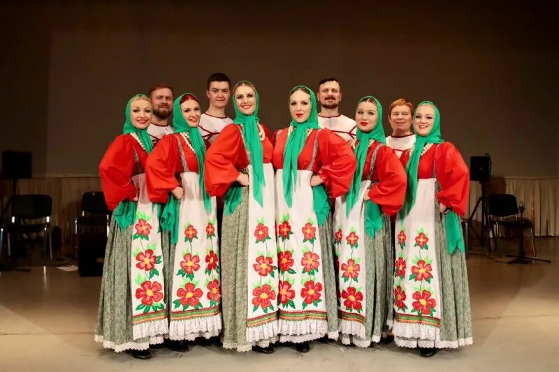 хор пятницкого калинка. молодежный ансамбль алтай. хор имени митрофана пятницкого. хор им пятницкого танцы. яблочко хор пятницкого.