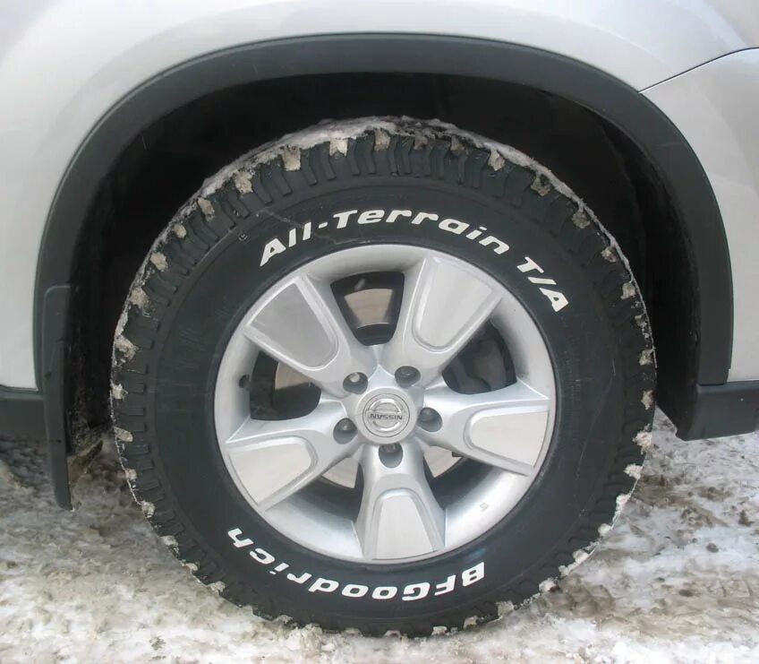 Какая резина на х трейл. Nissan x-Trail t31 колеса r16. 225/70 R16 Nissan x-Trail t31. 215 65 R16 Nissan x-Trail t31. Резина на Ниссан х Трейл т31.