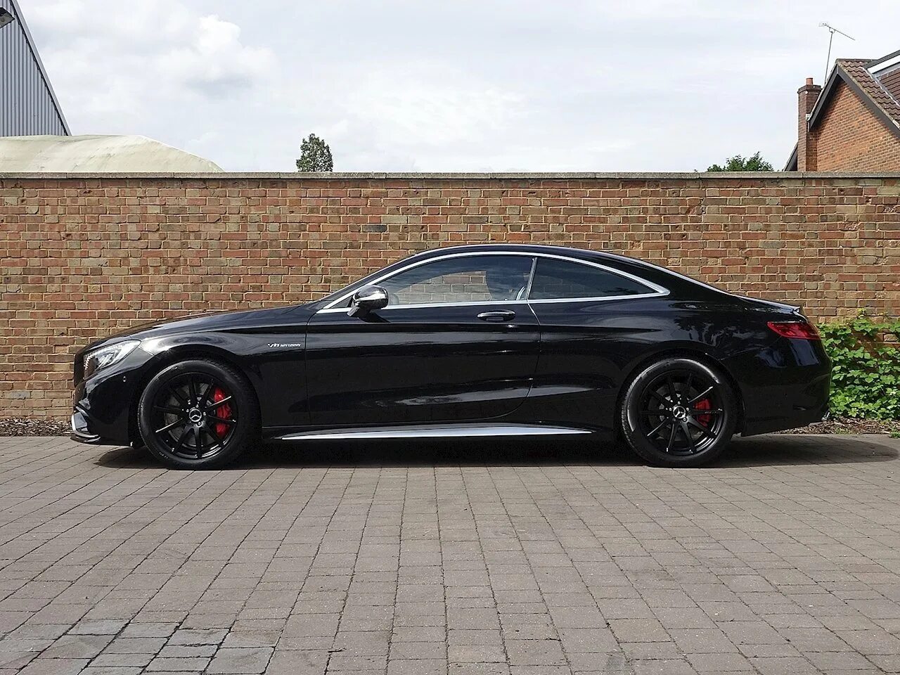 Mercedes s63 coupe. Mercedes-benz s63 coupe. мерседес s63 amg купе. mercedes s63 amg coupe black. mercedes w217 s63 amg.
