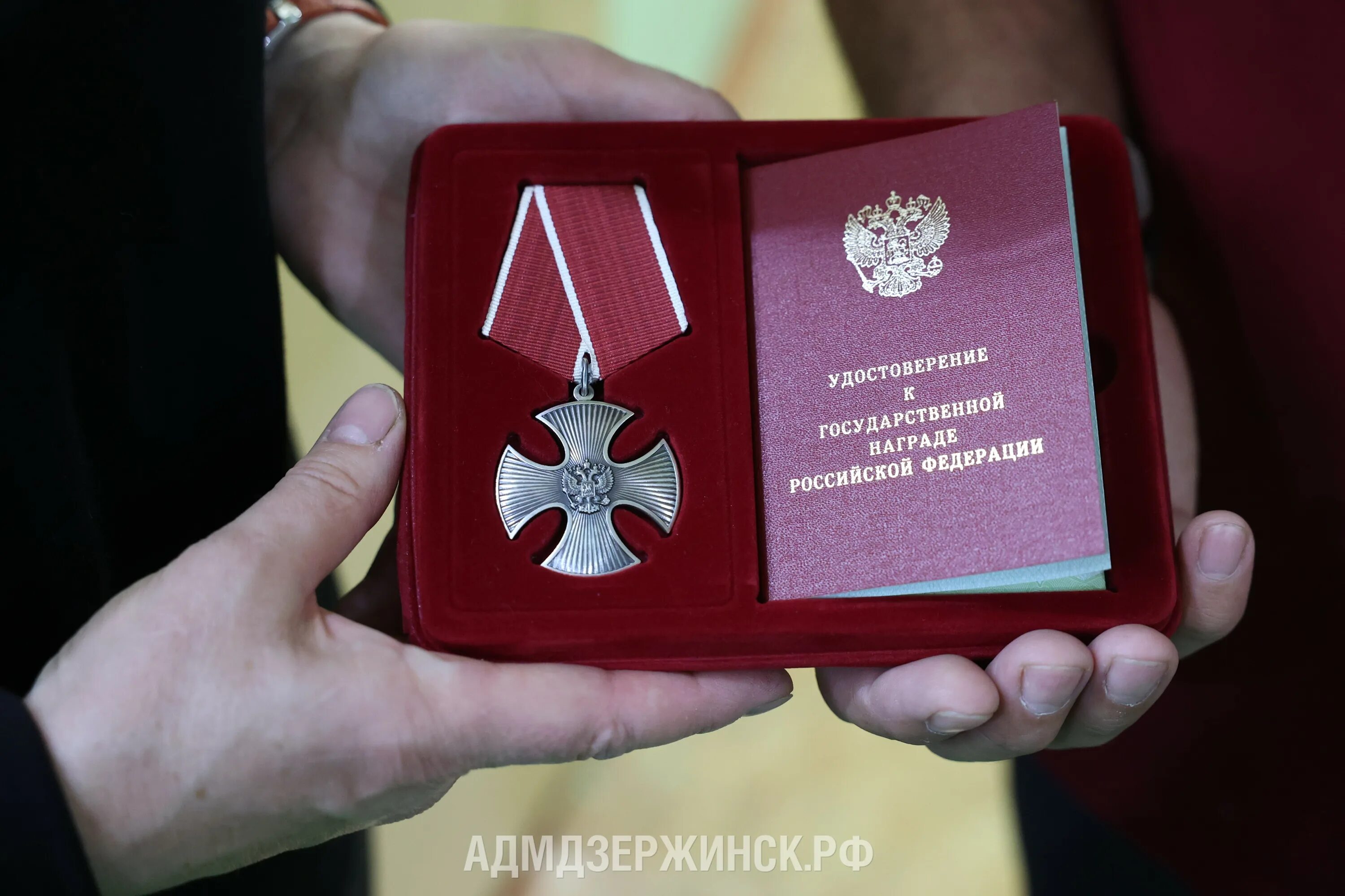 Посмертно награжден орденом мужества 2022. Посмертное награждение орденом мужества. Награждение орденом мужества посмертно. Посмертное награждение орденом мужества. Кому вручают орден мужества.
