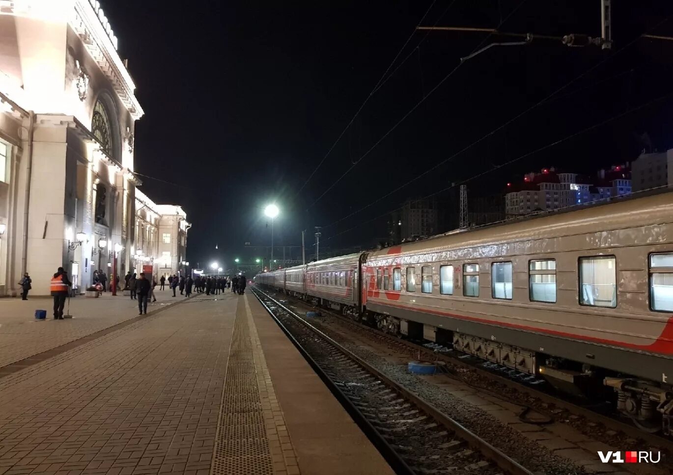 Волгоград поезд вагзал. ЖД вокзала Москва Волгоград. Волгоград 1 РЖД. Волгоград вокзал поезд. Поездом москва кизляр