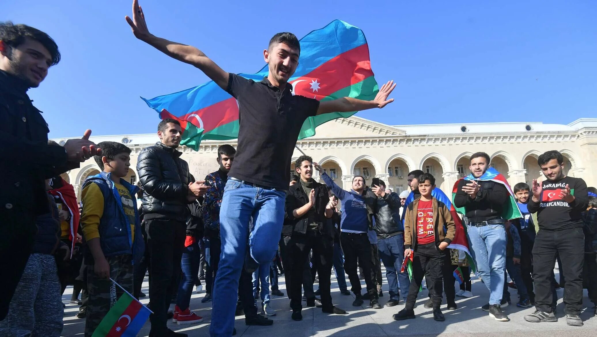 Армения люди. Армения и Азербайджан конфликт. Азербайджан против Армении. Азербайджан победить