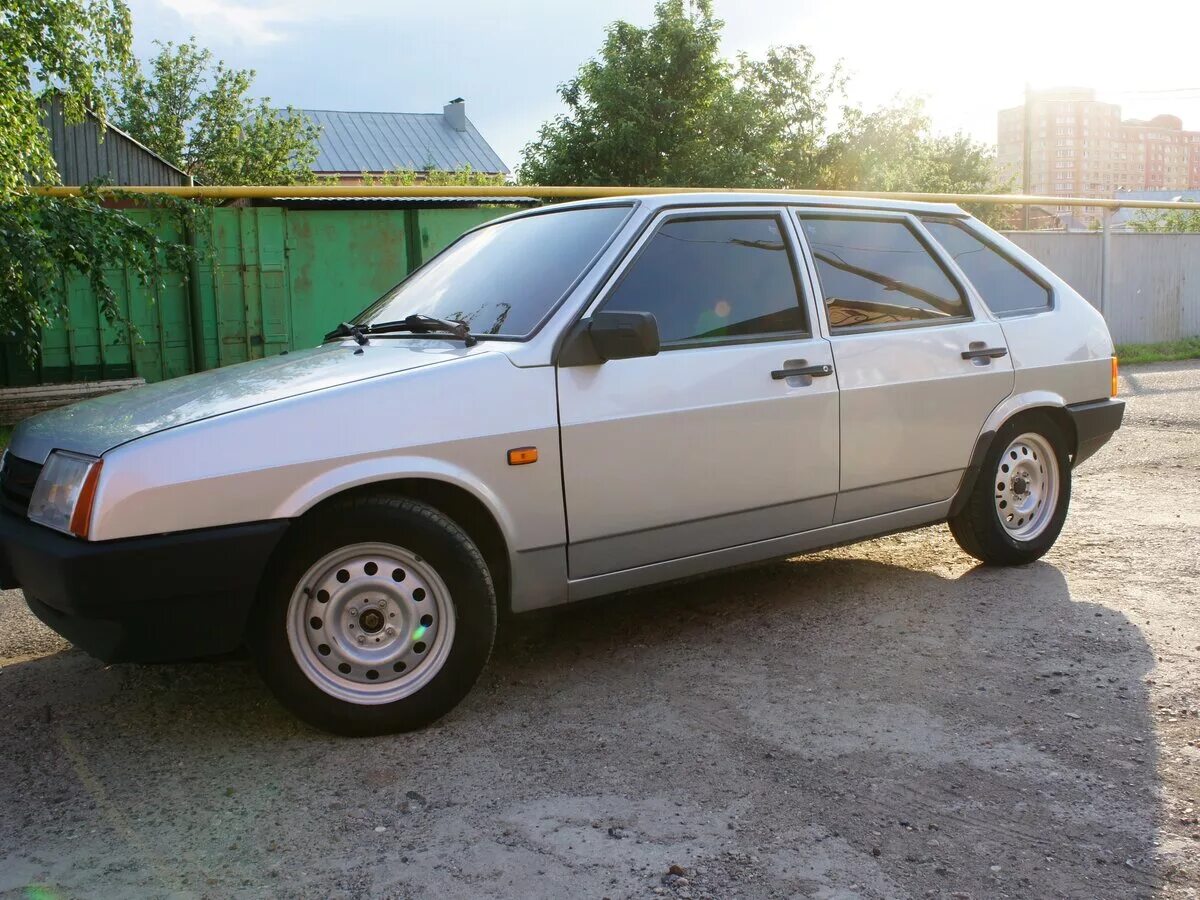 ваз 2109 новая. ваз 2109 с завода. лада 2109 фиолетовая. ваз 21093 серебристый. ваз 2109 с пробегом.