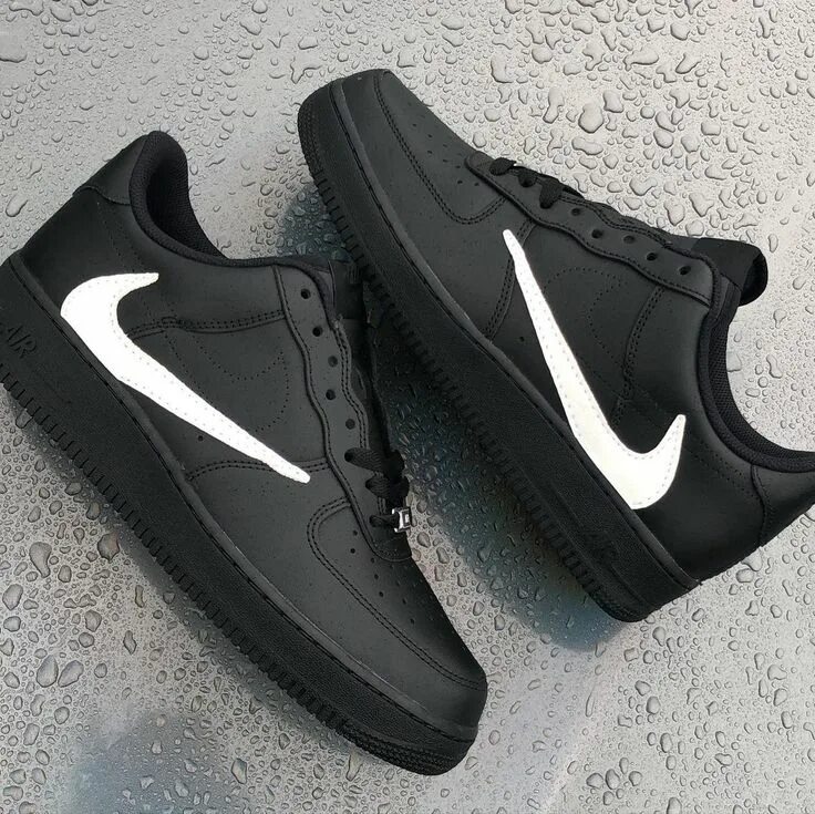 Nike reverse. Nike reverse swoosh. nike x swoosh af1. найк реверс свуш. nike air jordan 1 low reverse swoosh.