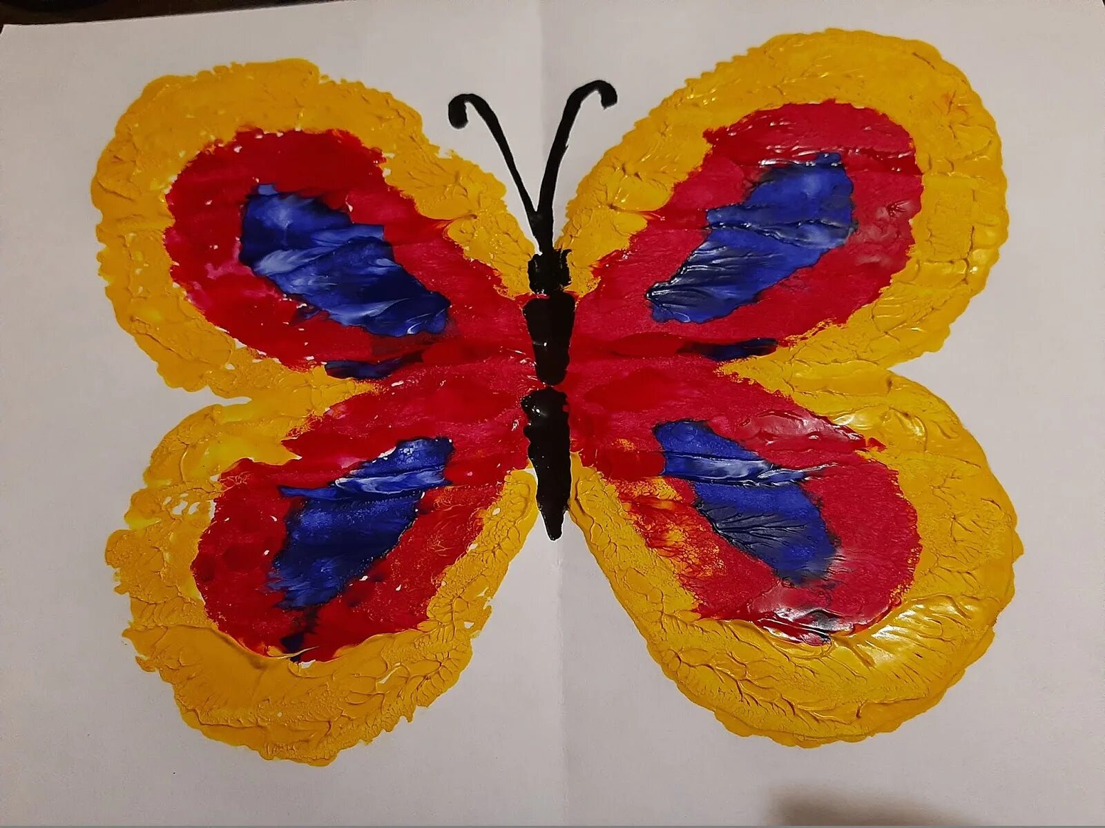Рисование бабочка старшая группа. Техника монотипия бабочка. Монотипия техника рисования бабочка. Техника монотипии для детей бабочка. Нетрадиционное рисование бабочка.