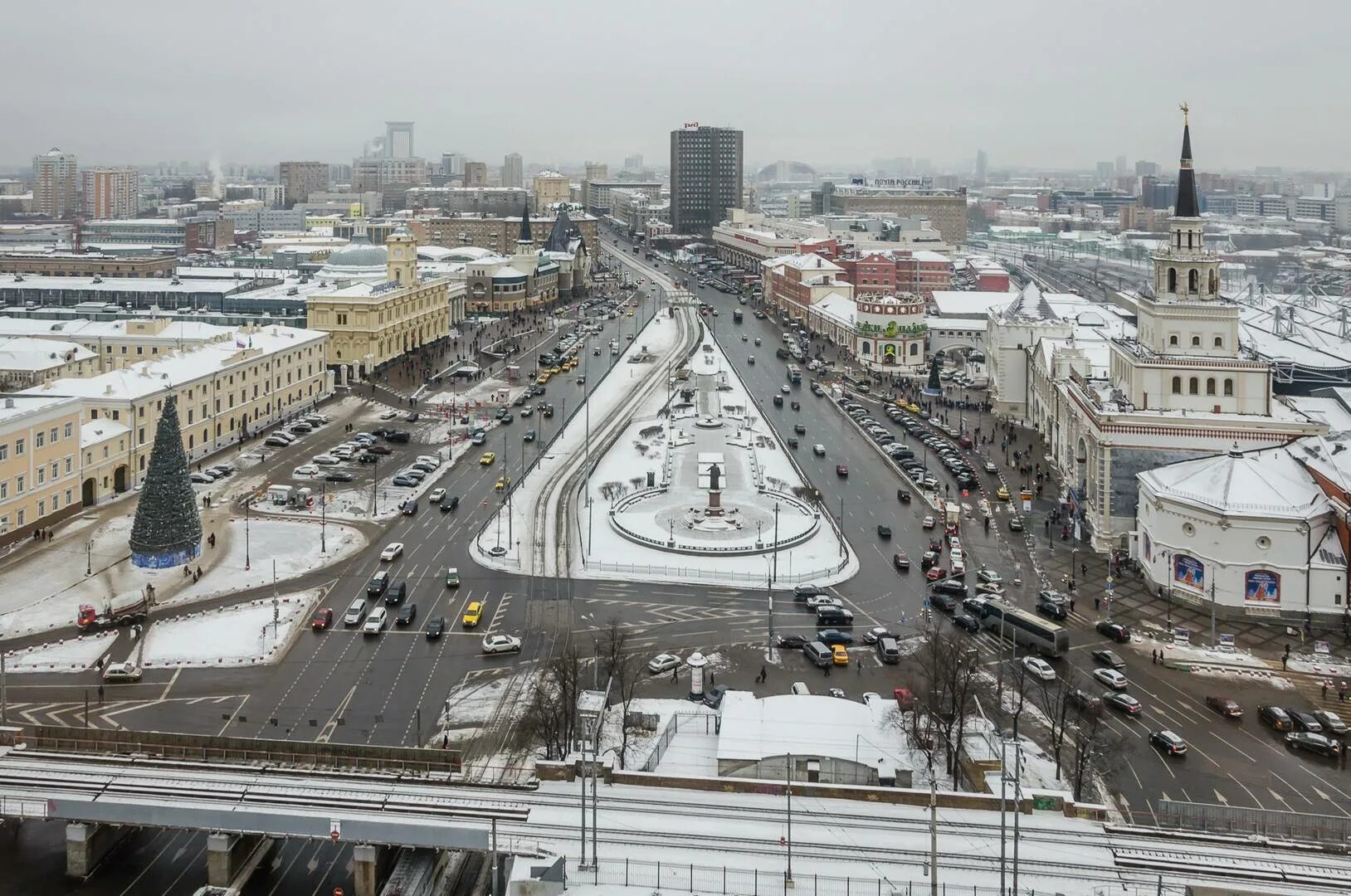 Где находится площадь трех вокзалов. Площадь трёх вокзалов в москве. комсомольская площадь 3 вокзала. площадь трех вокзалов ярославский. москва три вокзала площадь трех вокзалов.