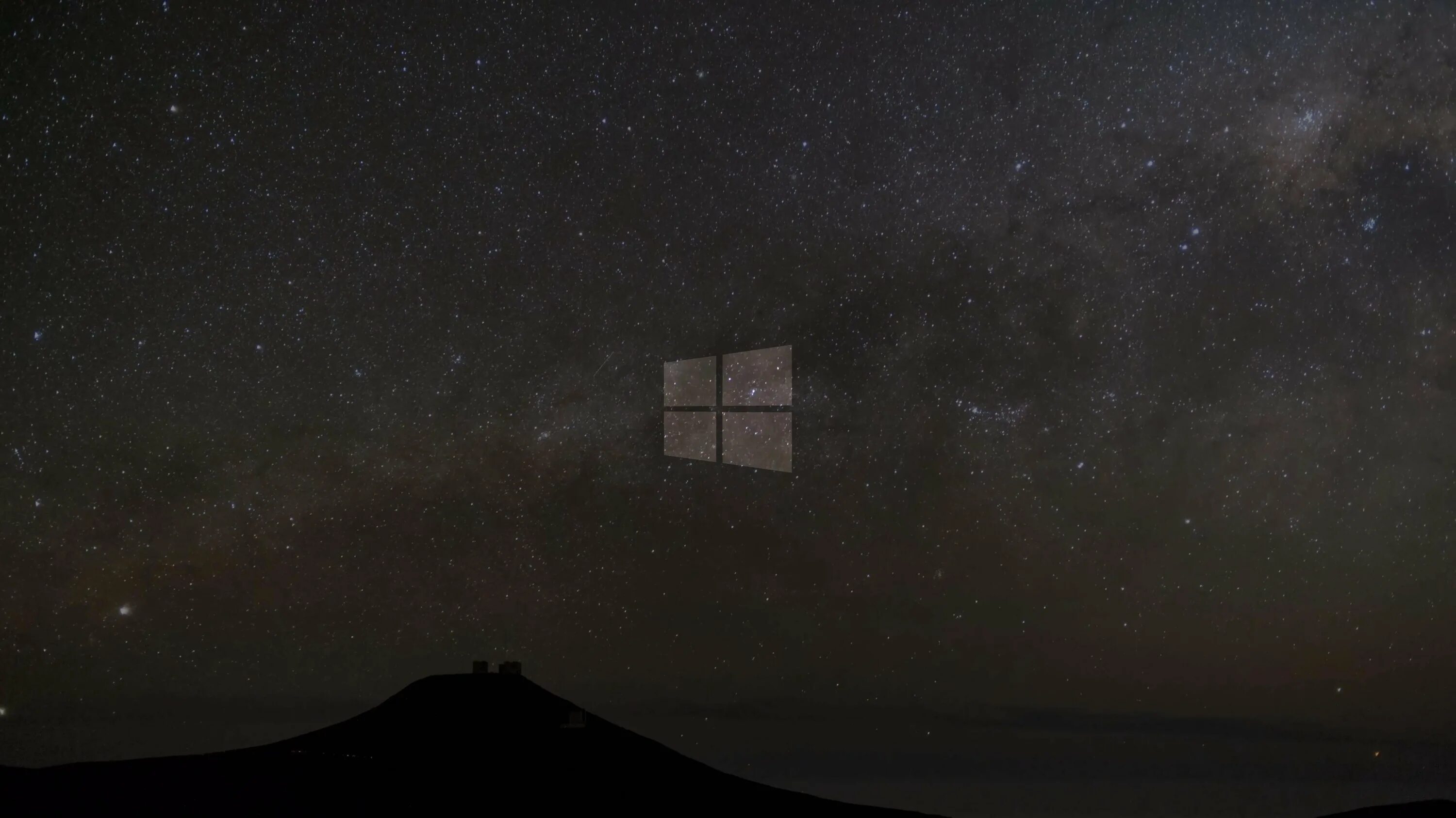 Совершенное небо 10. Обои Windows 10. Фото на рабочий стол темные. Фото виндовс 10. Фон рабочего стола виндовс 10.