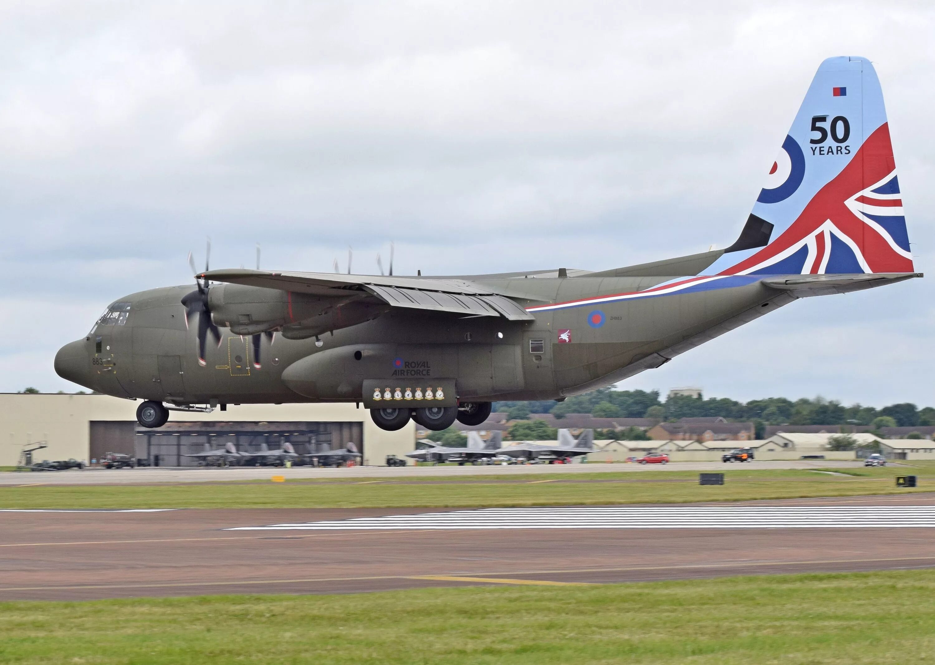 Lockheed Martin c-130j. Lockheed Martin c-130j super Hercules. Lockheed c130j Hercules самолет. C-130 Hercules.