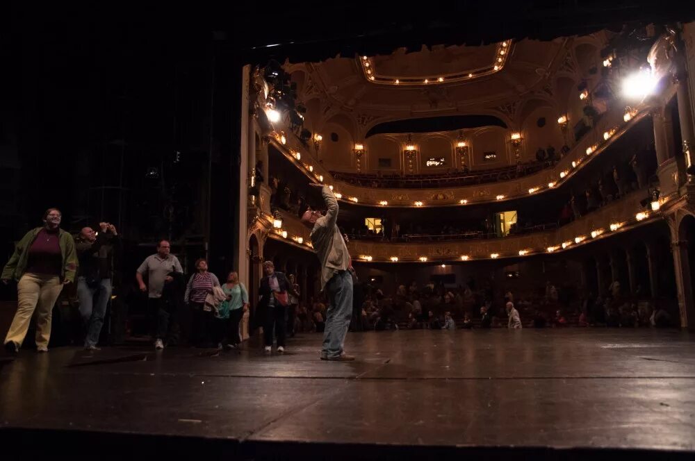 ночь театров билеты. акция ночь в театре. ночь театров. ночь театров москва. ночная экскурсия в театре.