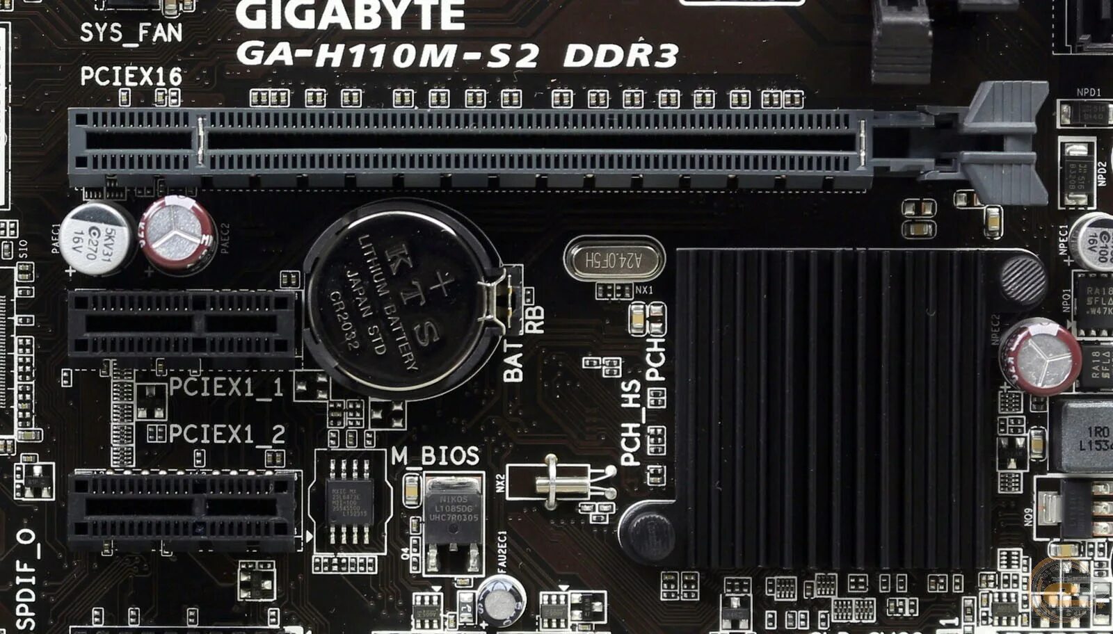 Sys fan на материнской. Gigabyte ga-h110m-s2. Gigabyte ga-h110m-s2 ddr3. Материнская плата Gigabyte ga-h110m-h. Gigabyte h110m-s2 ddr3.