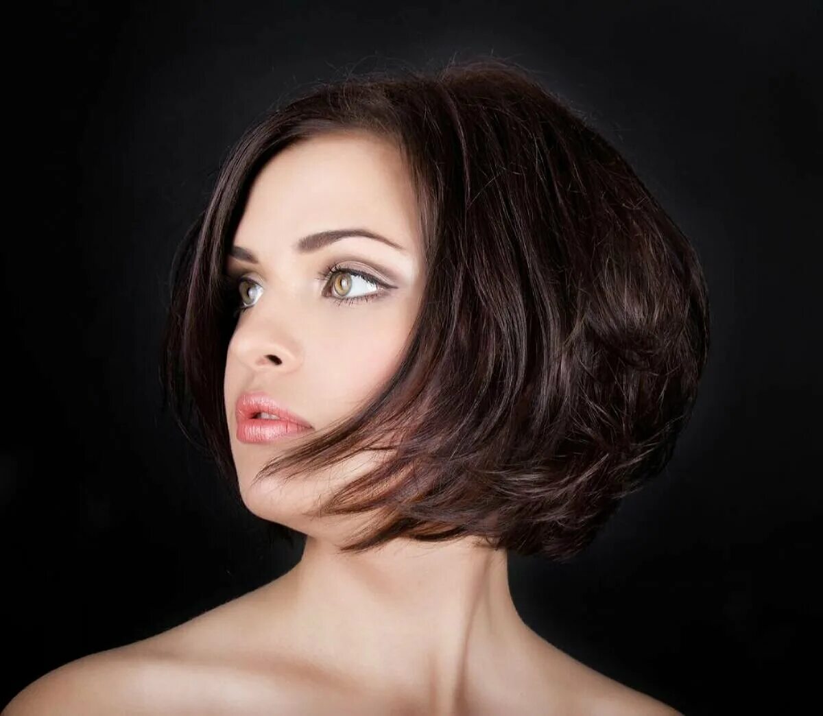 пикси маллет стрижка. филированный боб каре. стрижка боб филированный на тонкие волосы с челкой. боб каре с челкой. стрижка пикси гаврош гарсон.