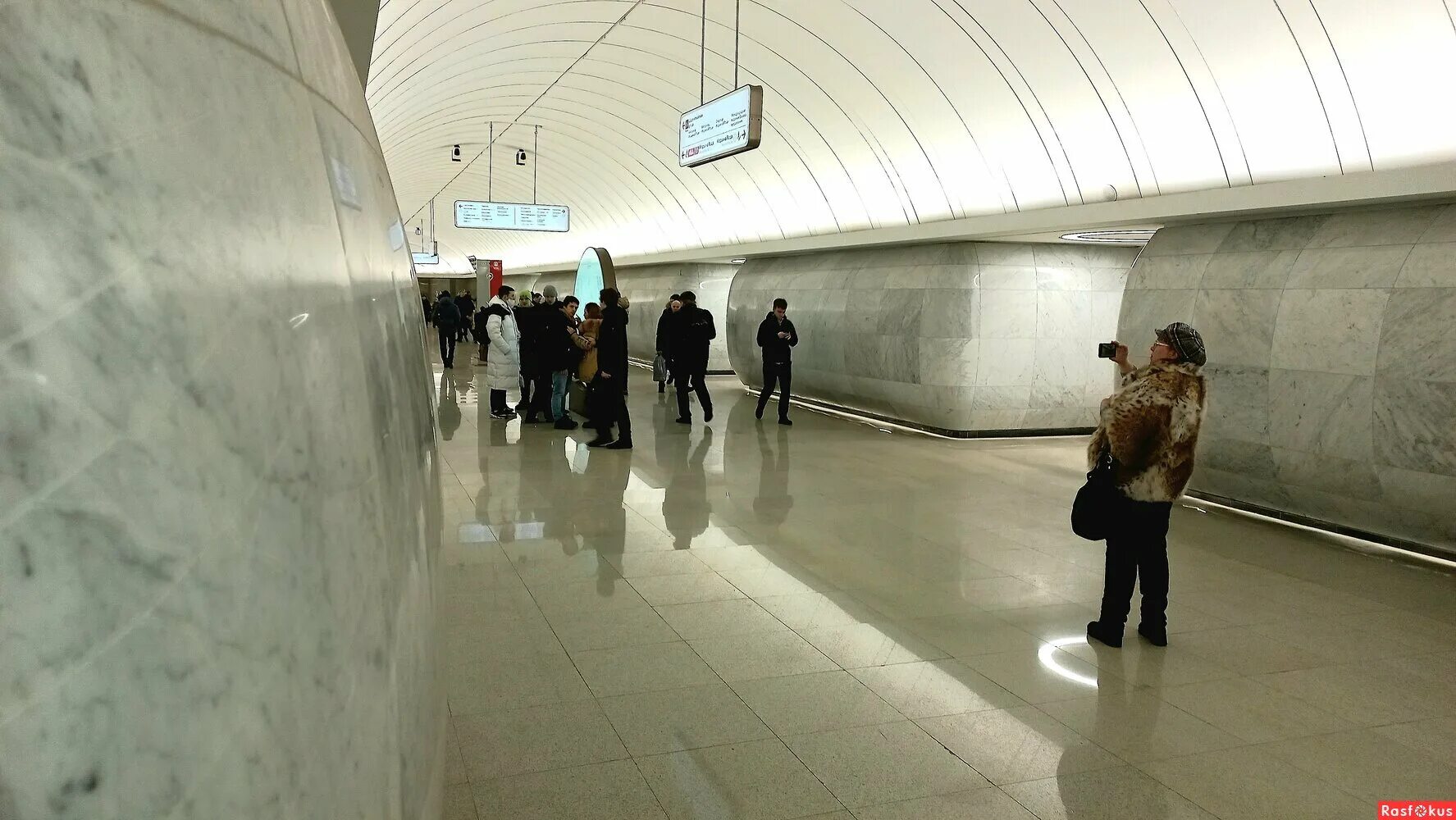 метро марьина роща большая кольцевая линия. марьина роща кольцевая. марьина роща (станция метро, большая кольцевая линия). марьина роща кольцевая.