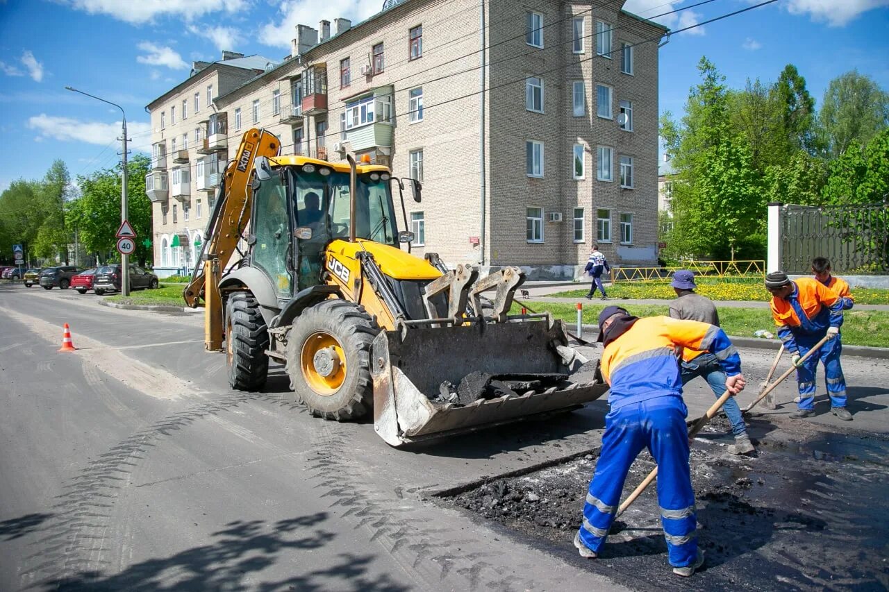 Дорожные работы. Ремонт дорог. Ремонтные работы. Коломна дороги.