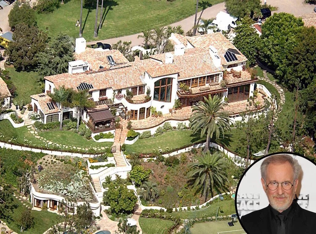 вера брежнева дом миллениум. сергей светлаков дом. вера брежнева дом в москве. селена гомес дом в энсино. особняк fleur de lys.