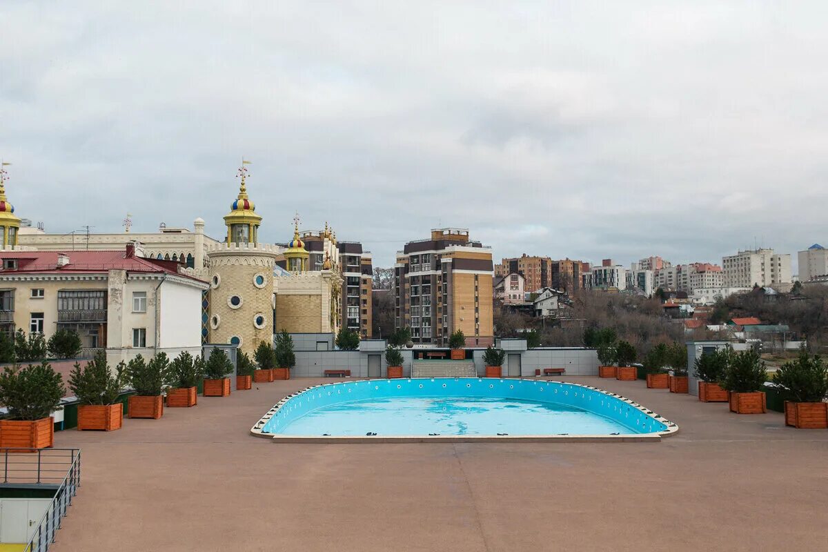 Казань бассейн на крыше