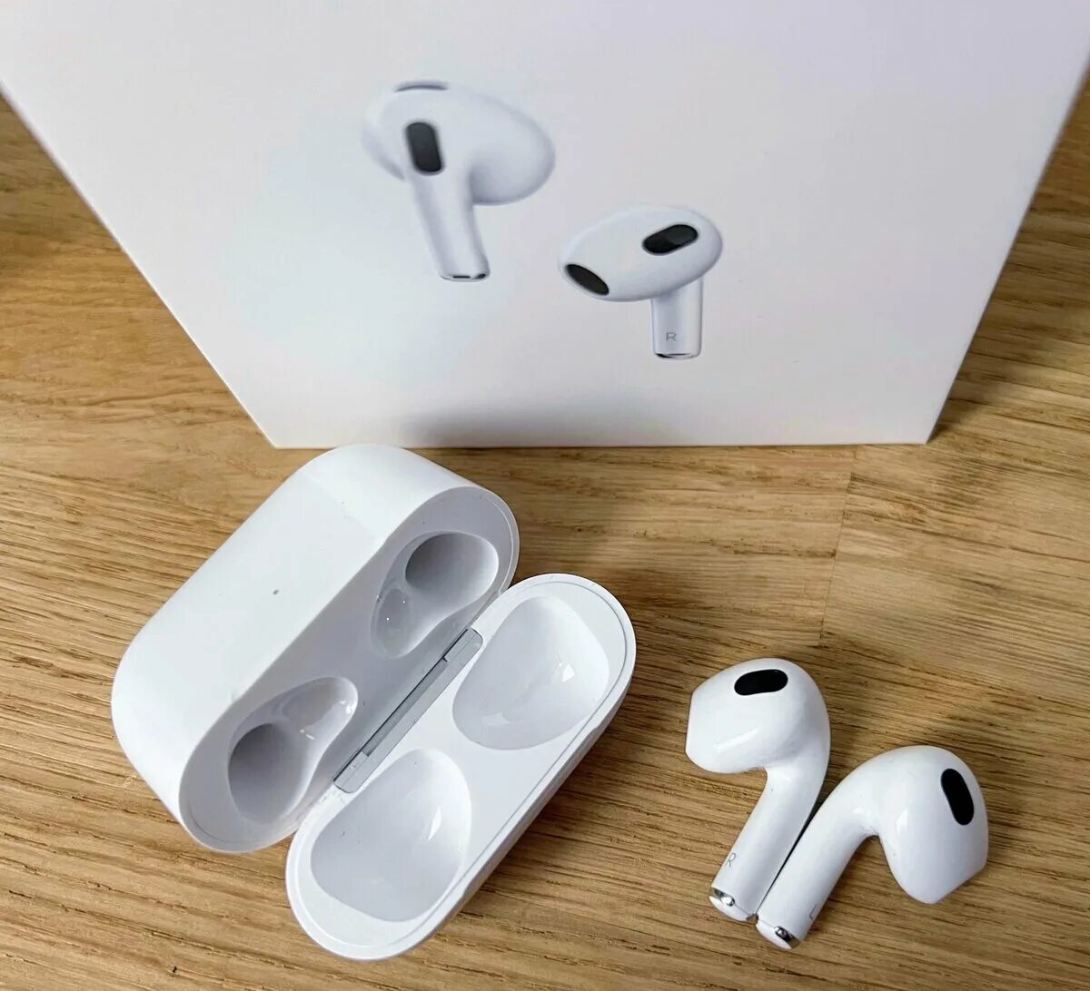 наушники аирподс 3 коробка. Airpods самые последние. наушники airpods max реплика. Apple airpods pro. оригинальные наушники airpods 3.