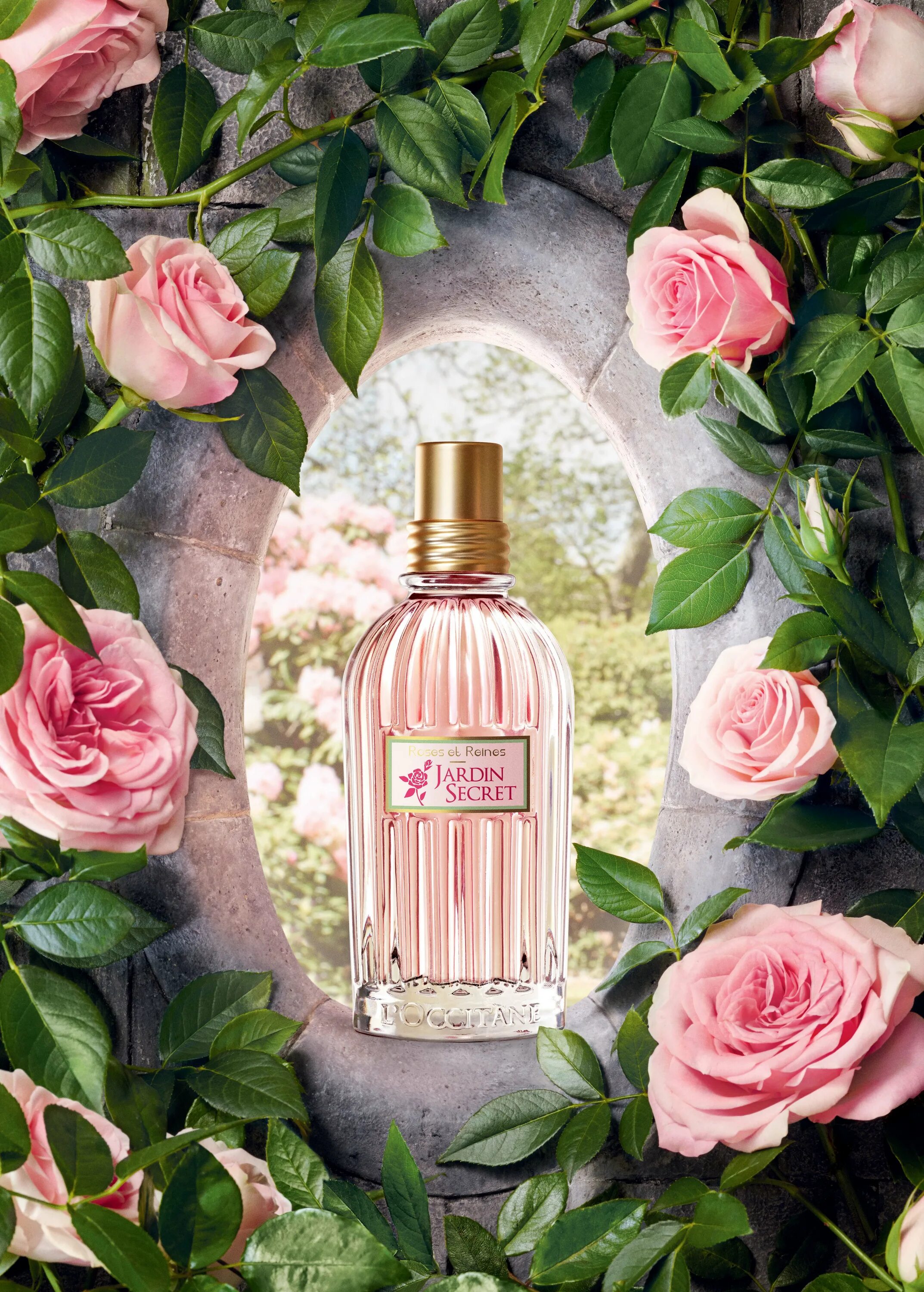 Rose локситан аромат. Loccitane духи розовые пион. Локкитане Ен Розе духи. Духи розочка