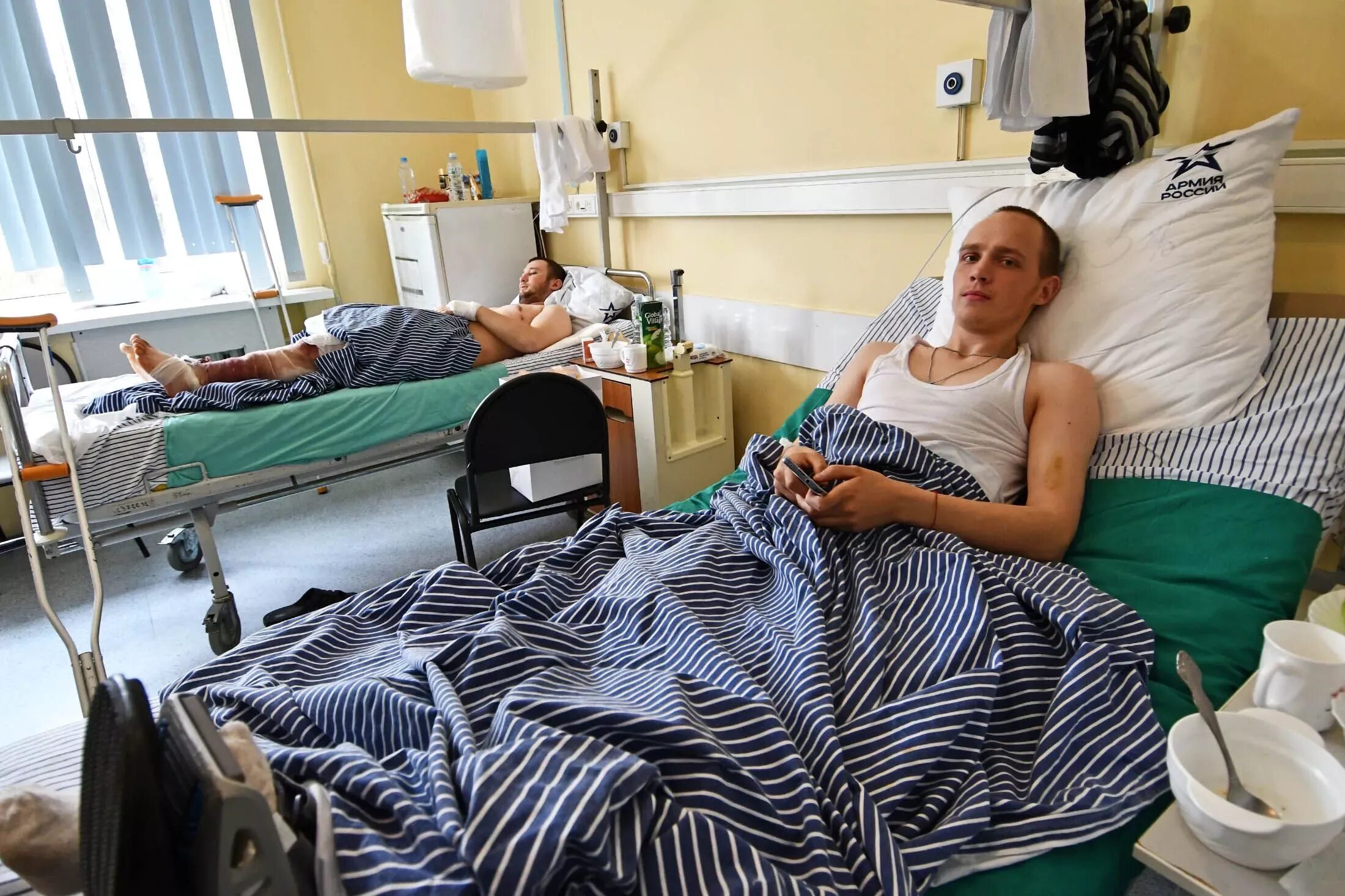 Раненые военные РФ на Украине 2022 в госпитале Бурденко. Госпиталь с ранеными солдатами РФ. Раненые в больнице москвы