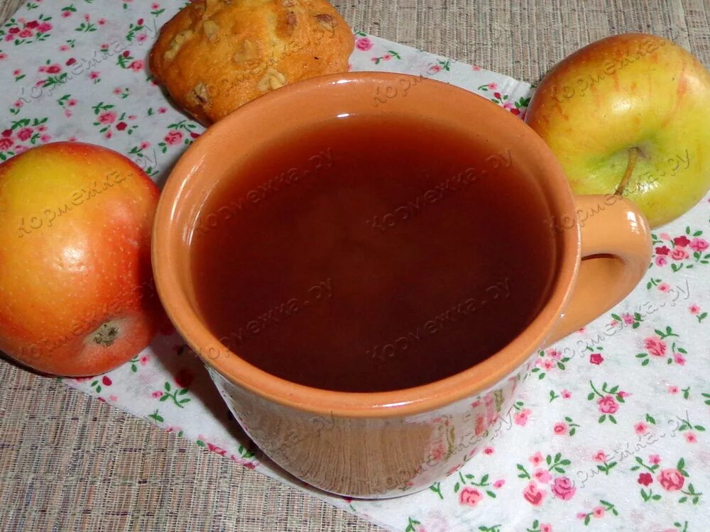 Рецепт киселя с крахмалом из варенья. Кисель из варенья. кисель из варенья и крахмала. кисель из крахмала и варенья полезен. кисель из варенья и крахмала рецепт.
