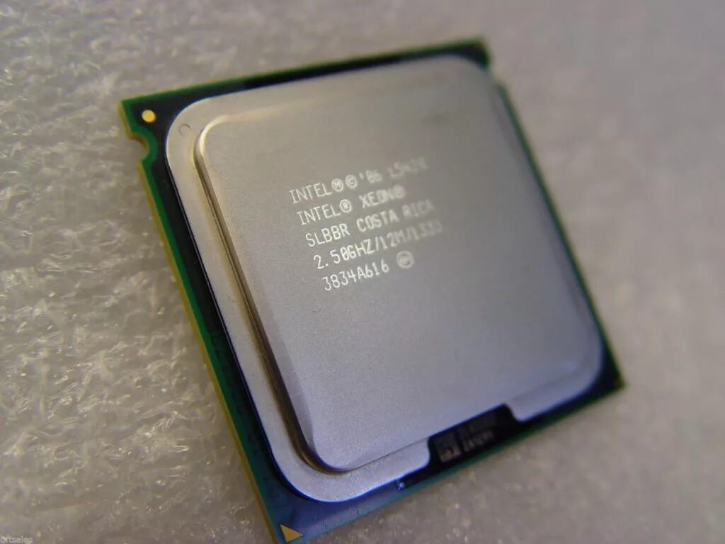 Зион процессор. Intel Xeon e5 2689. Процессор Xeon e5 2689. Процессор Intel Xeon e5-2640 2.5. Core i5 e4700.