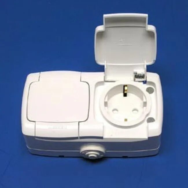 розетки schneider рондо. розетка о/п 2-ая е/с з/шт рондо ip44 ра16-227б-би. розетка рондо ip44 монтаж. выключатель 1-полюсный wessen рондо s16-066-si,6а, бежевый. переключатель (с 2-х мест) schneider electric рондо va510-228b-si.