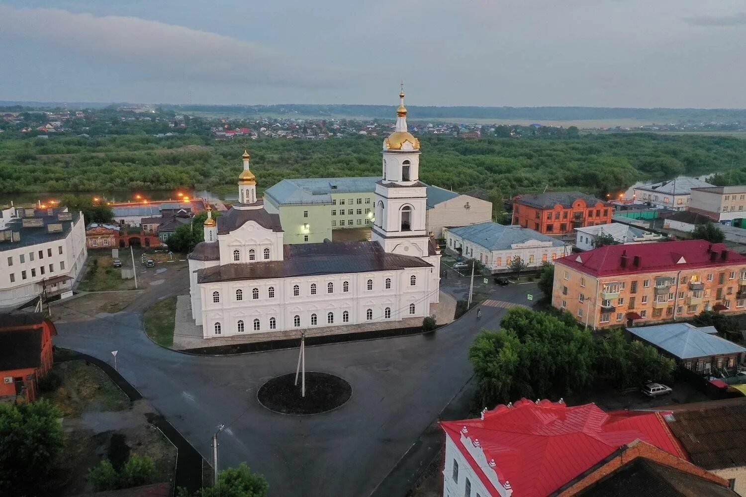 Город Шадринск Курганская область. Церкви Шадринск 2023. Город на Исети Шадринск 2023.