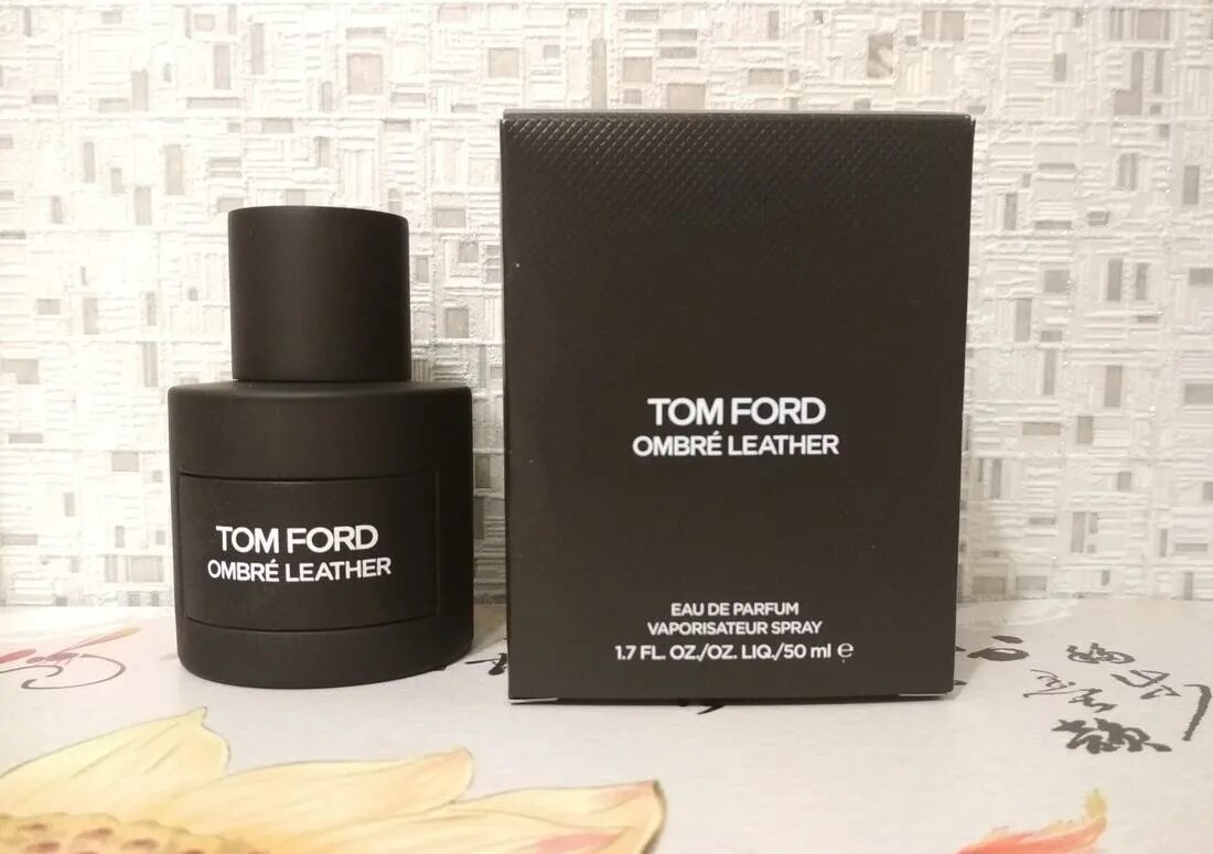 Том форд амбре. Tom Ford Ombre Leather Parfum. Tom Ford Ombre Leather EDP 50ml. Tom Ford Ombre Leather EDP. Ombré Leather (2018) Tom Ford.