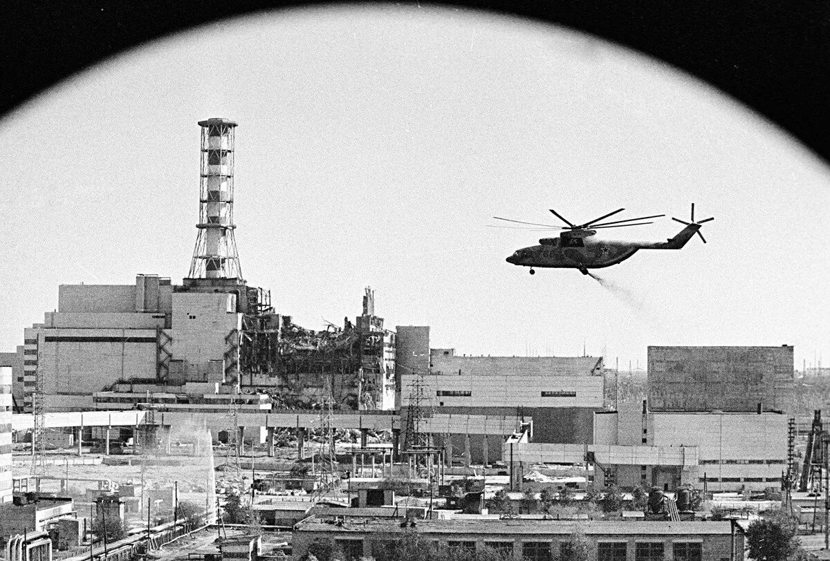 Chernobyl disaster. Чернобыль 1986. Чернобыль ЧАЭС 1986. Ми 26 ЧАЭС. ЧАЭС 1986 26 апреля.