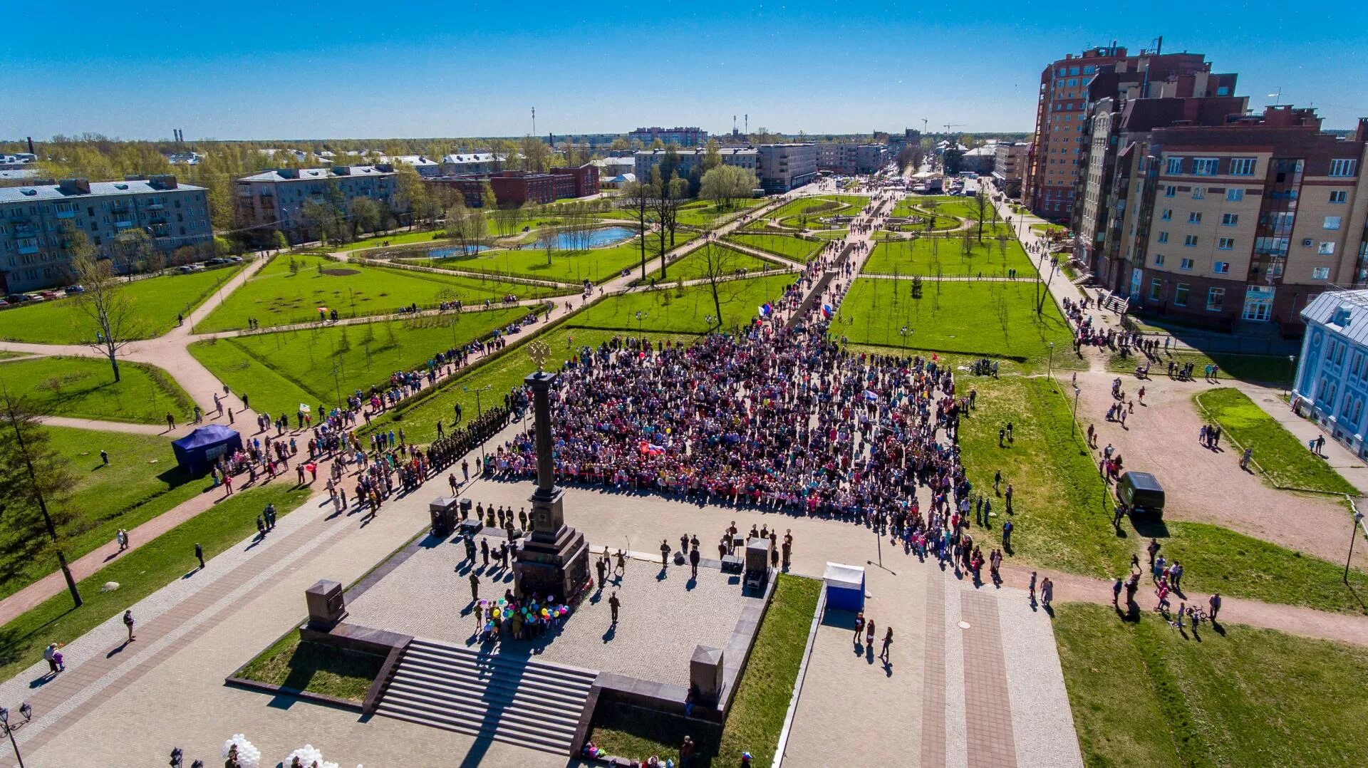 Работа города ломоносова