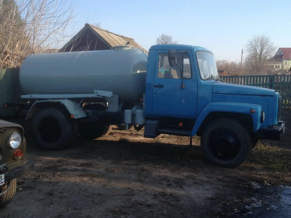 Газ 3309 ассенизатор. Газ 53 3308 ассенизатор. Ко-503 с цистерной газ 3309. Цистерна ассенизаторская газ 3309. Газ 3309 ассенизатор илосос.