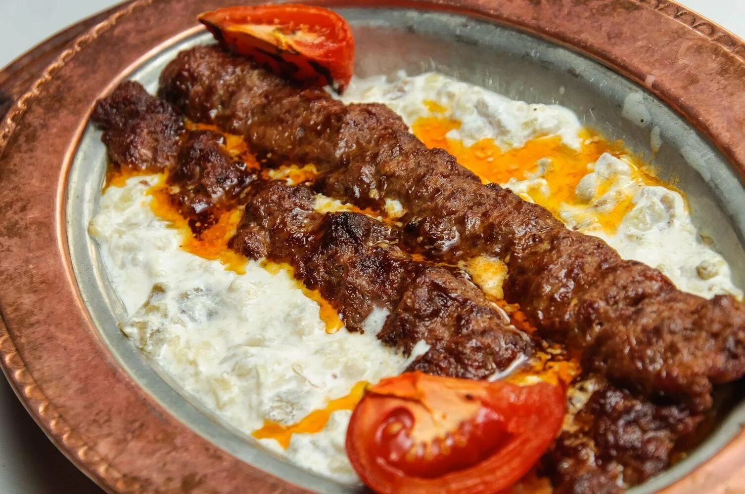 Осман кебаб. Османская кухня блюда. Традиционные блюда турции. Национальная кухня турции. Турецкая кухня.