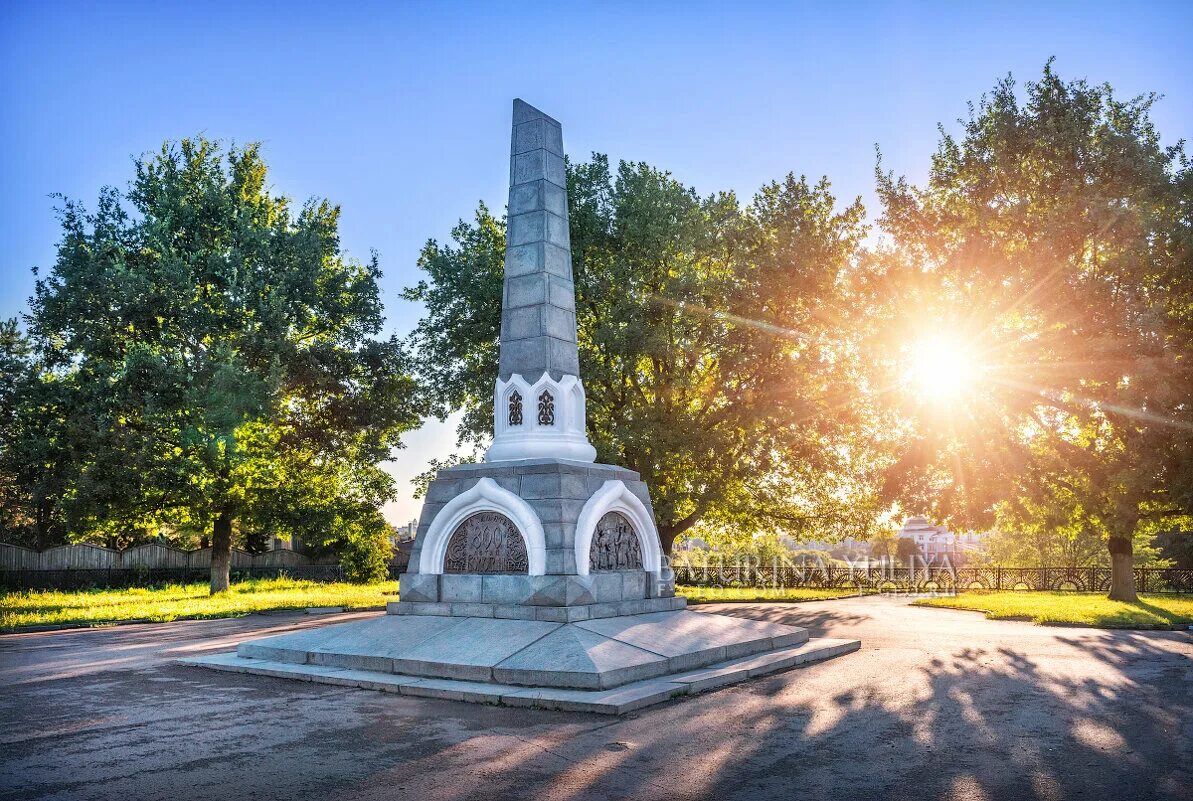 Памятник летию вологды. Обелиск 800 летия вологды. памятник 800 летия вологды. памятник 800 летия вологды набережная. вологда памятник восьмисотлетия.