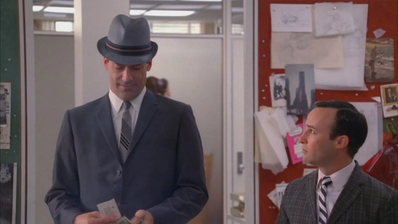 Don everything. Дон Дрейпер шляпа. Тренер из джентльменов. Джентльмены учитель.