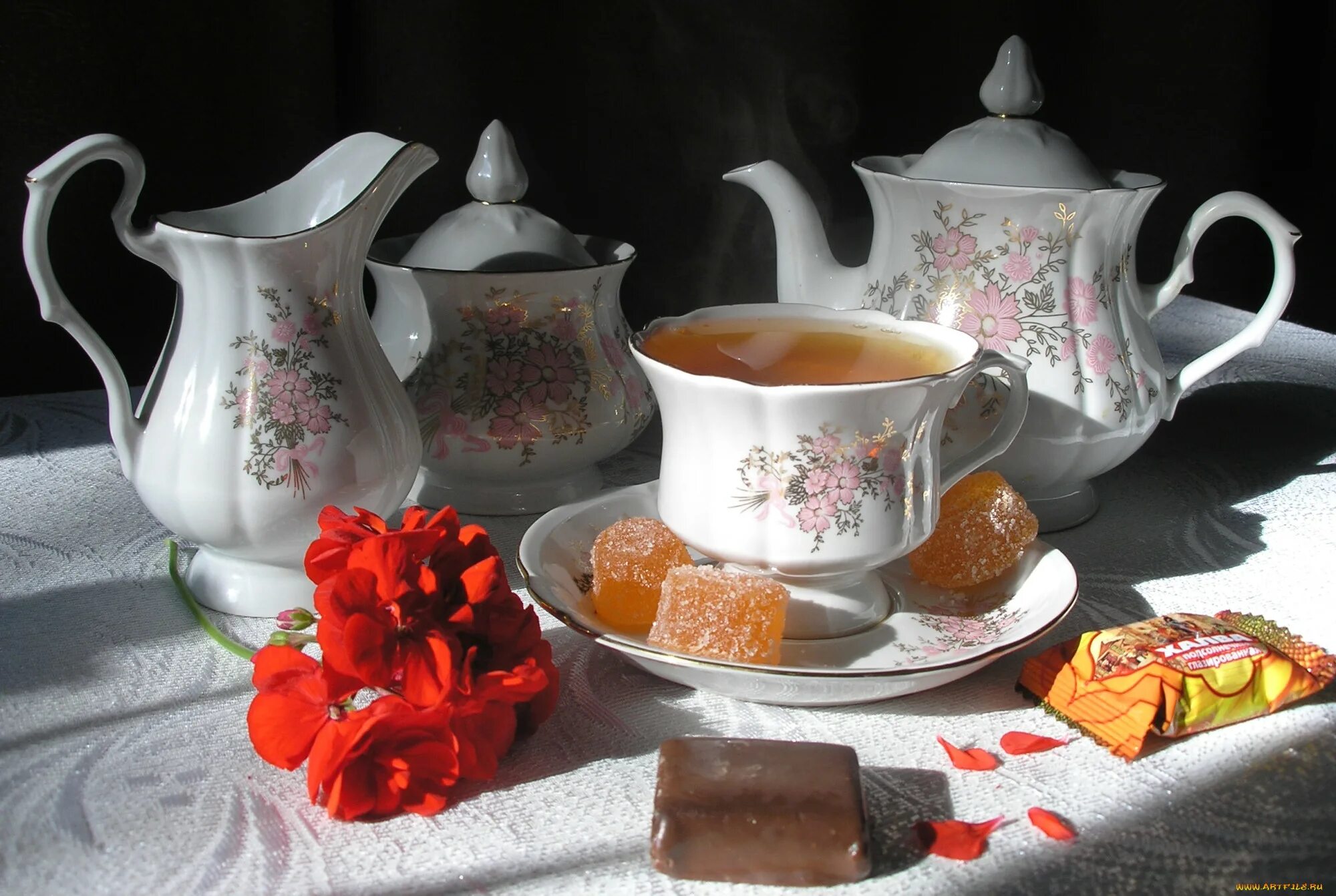 Красивое чаепитие картинки. Чаепитие. Утренний чай. Чайная композиция. Утреннее чаепитие.