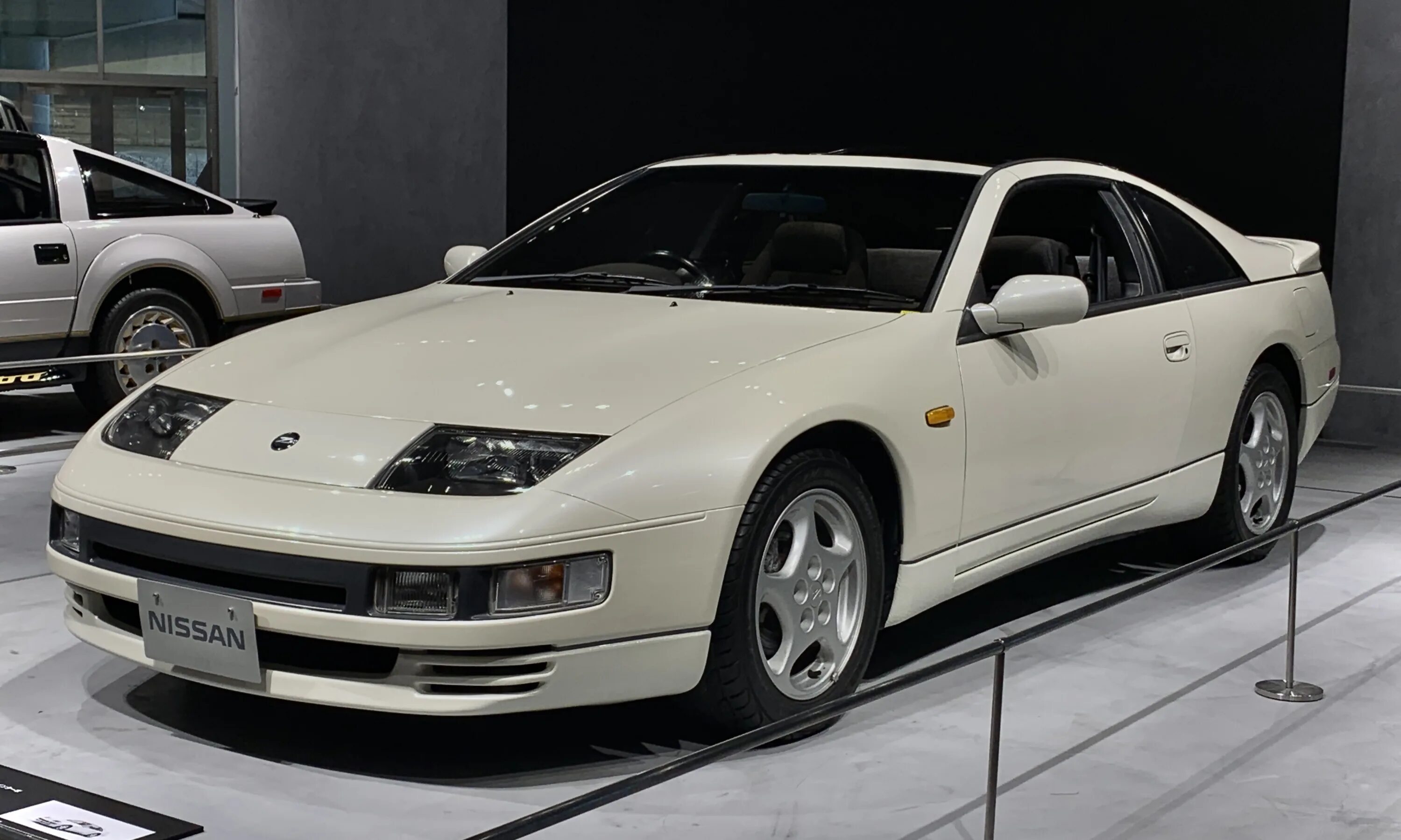 Японские авто 90. Мазда eunos cosmo. Toyota mr2 1985. Nissan skyline r31 gts-r. Японские авто 90.