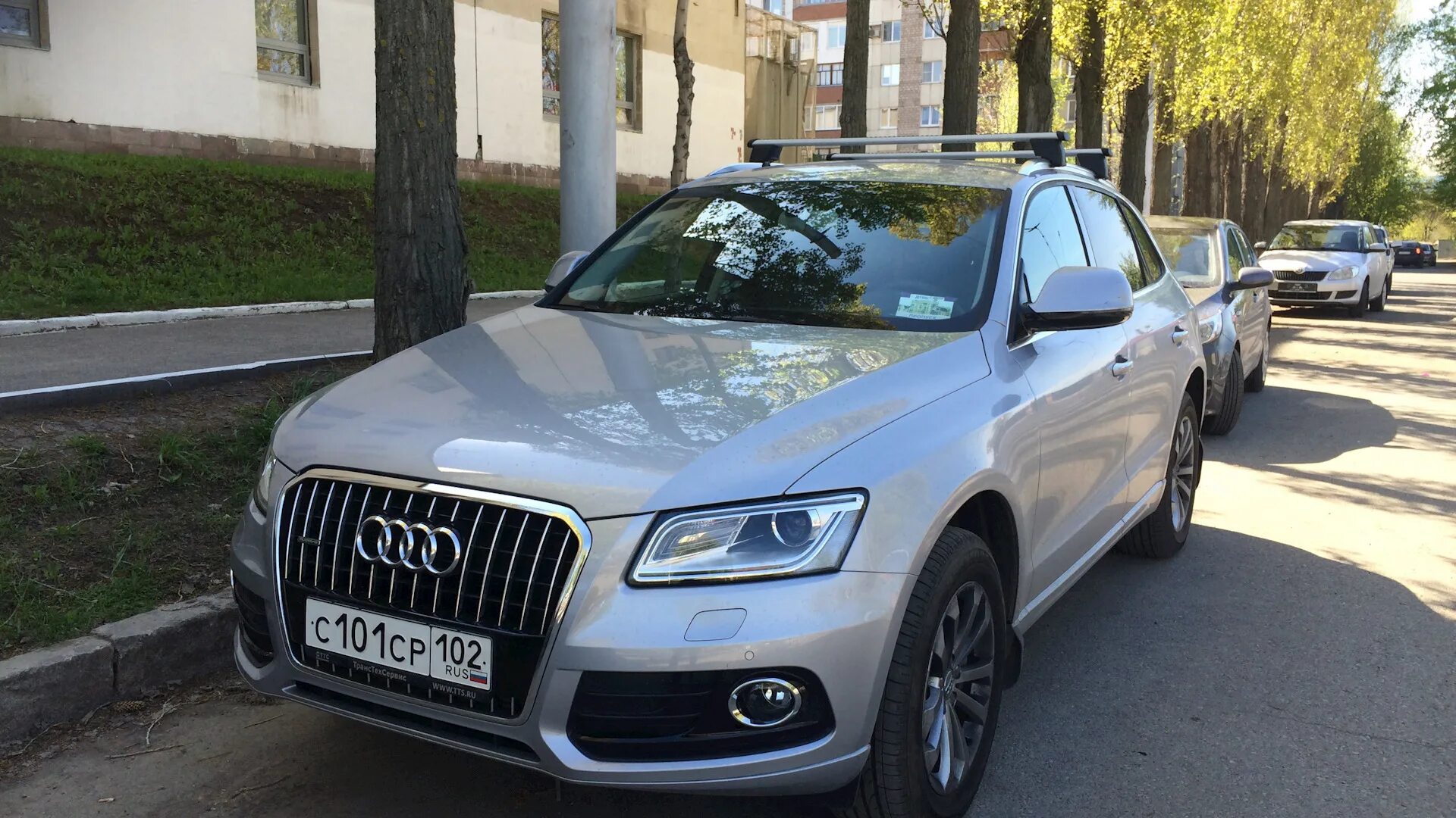 Audi q5 drive2. Ауди q5 серебристая. Ауди q5 серебристый металлик. Ауди q5 кузова. Купить ауди q5 с пробегом