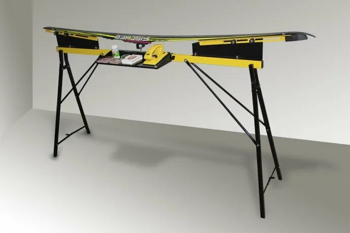 Nordic ski waxing bench construction Skiing, Home interior design, Cross country